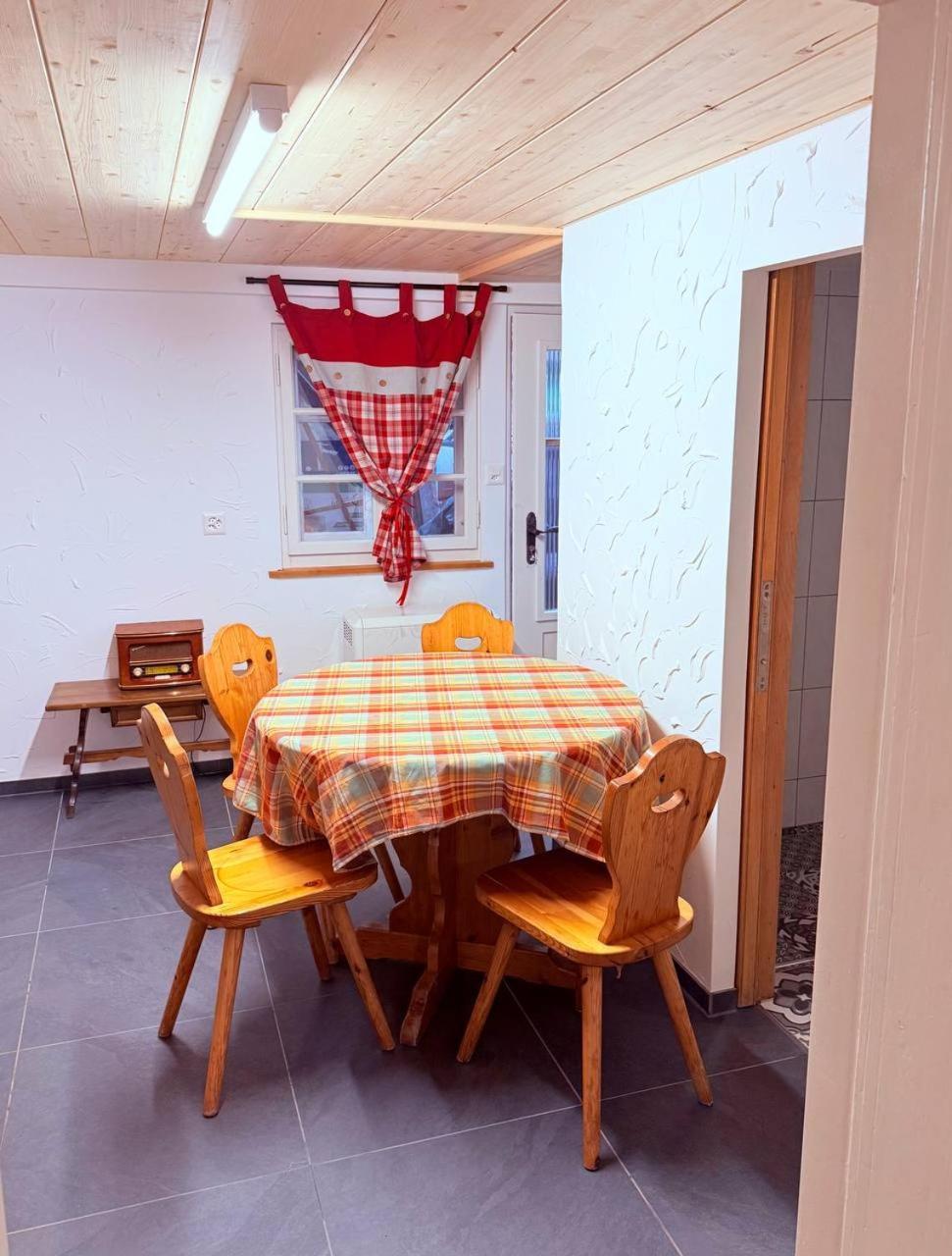 Vintage Apartment By Apartments Capricorn Gsteigwiler Εξωτερικό φωτογραφία